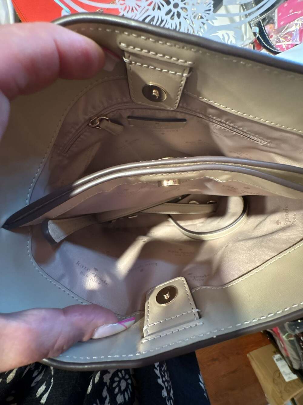 Lena Colorblock Bucket Bag - Picture 2 of 3